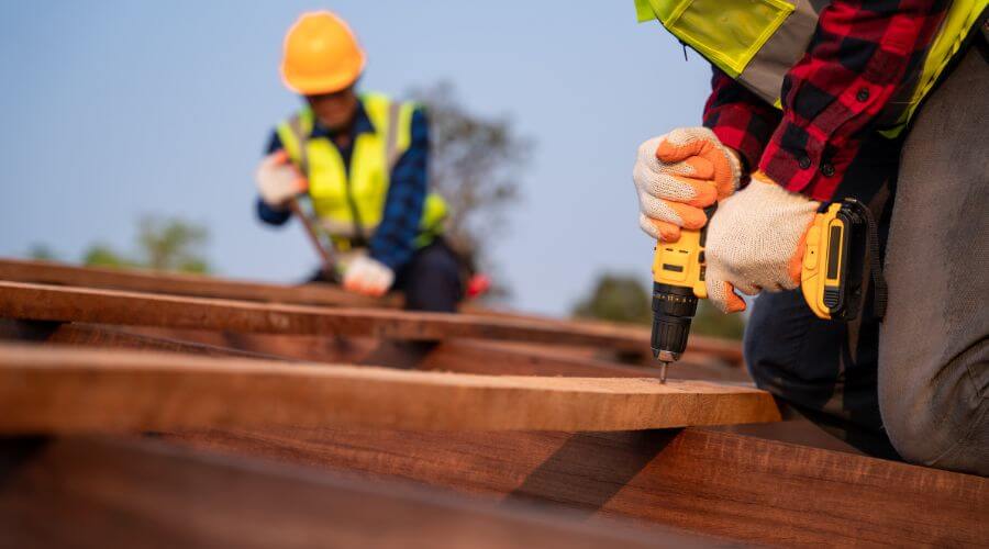 Professional Flat Roofing Installation in Oakwood, TX